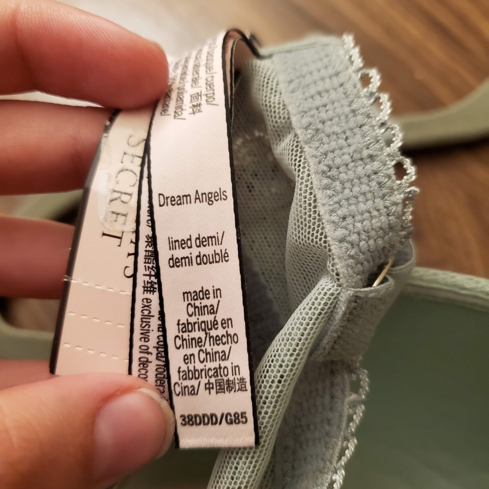 High Neck Bra - Picture 5 of 6